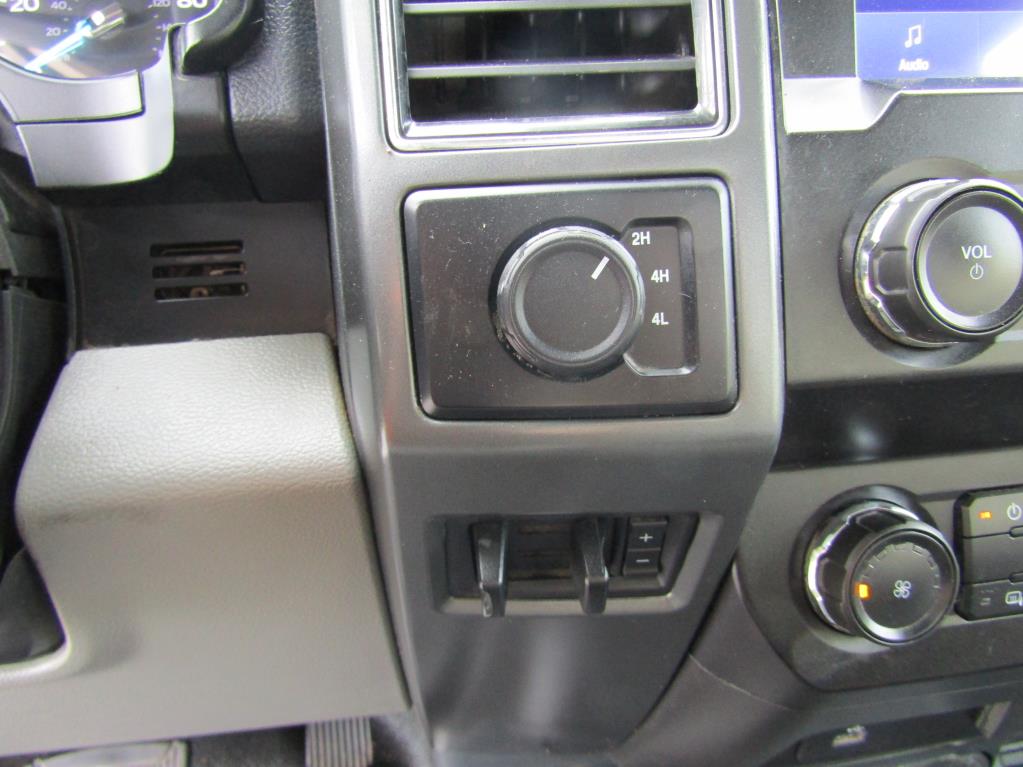 2022 Ford F-450 Super Duty Chassis Cab XLT - Photo 7